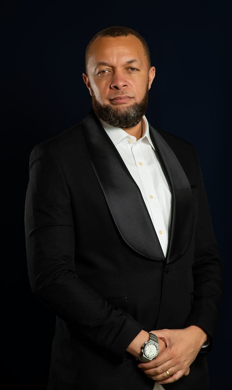 Pastor Louison Tunasi